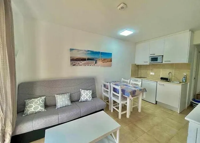 Pura Vida -apartamento Con Piscina Junto La Playa קאלה אן בלאנס