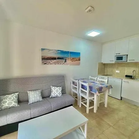 Pura Vida -apartamento Con Piscina Junto La Playa קאלה אן בלאנס